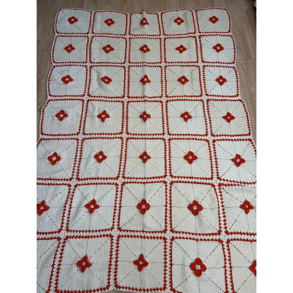 Handmade Crochet Bedspread 61x87 White Orange 3D Floral Granny Square Retro‎